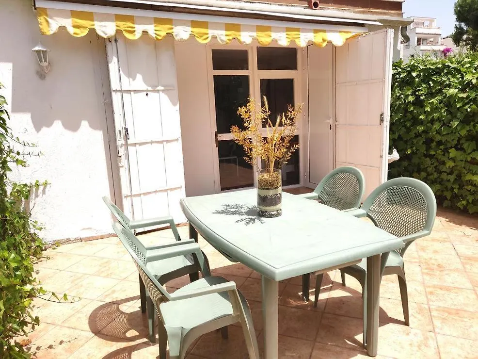 Beautiful Apartment, Swimming Pool And Beach 1 Platja d'Aro 0*,  Spanien